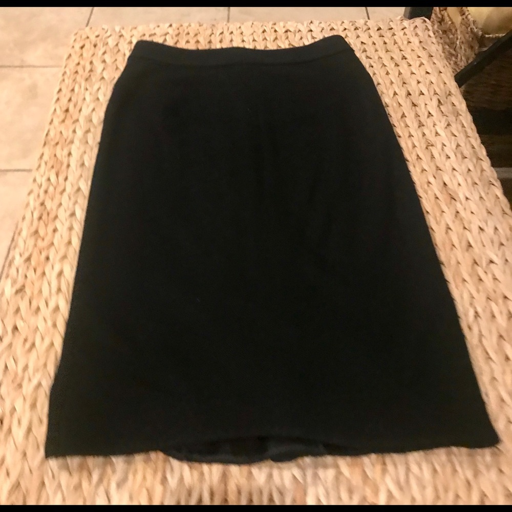 High waisted skirt